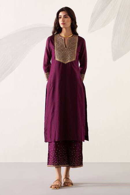 Shop Sureena Chowdhri Purple Silk Chanderi Embroidered Thread Work Round Notched Kurta Set at Aza Fashions Shop_Sureena Chowdhri_Purple Silk Chanderi Embroidered Thread Work Round Notched Kurta Set_at_Aza_Fashions