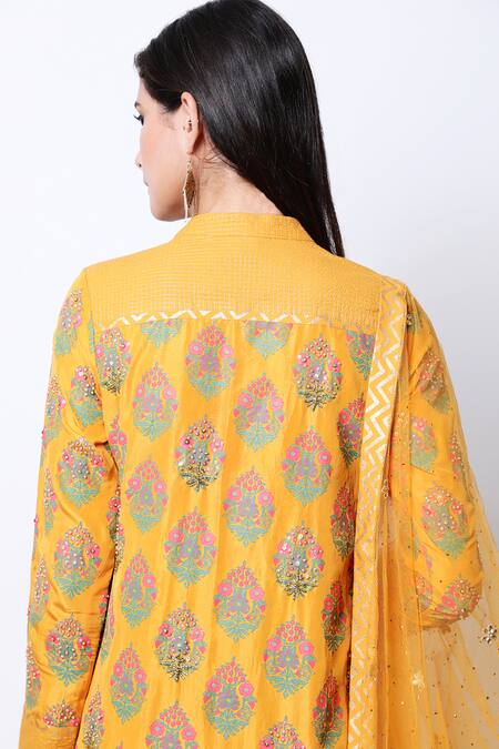Shop Nikasha Yellow Band Collar Printed Kurta Set Online at Aza Fashions Shop_Nikasha_Yellow Band Collar Printed Kurta Set _Online_at_Aza_Fashions