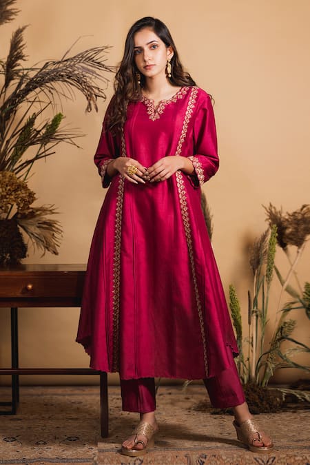 Buy Maliha by Anar and Anoli Maroon Silk Kurta And Pant Set Online  Aza  Fashions
