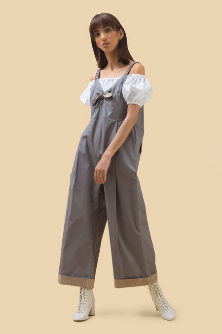 Buy Chillosophy Grey Poplin V Neck Jumpsuit With Front Knot Online at Aza Fashions Buy_Chillosophy_Grey Poplin V Neck Jumpsuit With Front Knot _Online_at_Aza_Fashions