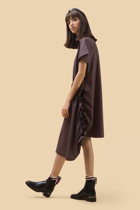 Buy Chillosophy Brown Poplin Band Collar Asymmetric Anti-fit Dress Online at Aza Fashions Buy_Chillosophy_Brown Poplin Band Collar Asymmetric Anti-fit Dress _Online_at_Aza_Fashions