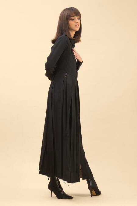 Chillosophy_Black European Crepe Straight Collar Pleated Maxi Dress _Online_at_Aza_Fashions
