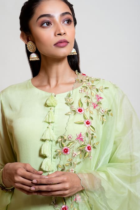 Buy_Smriti By Anju Agarwal_Green Dupatta Organza, Kurta Chinnon, Lining Taffeta, Set With Embroidered _Online_at_Aza_Fashions