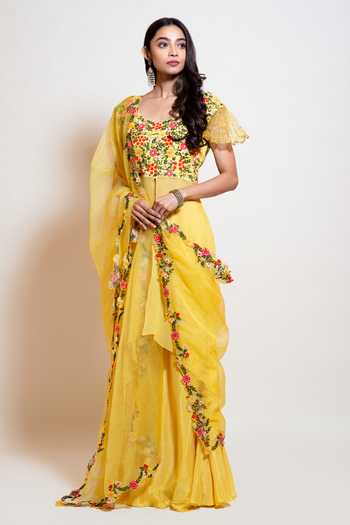 Smriti By Anju Agarwal Yellow Dupatta Organza, Kurta Georgette, Lining Taffeta, Embroidered Set Online at Aza Fashions Smriti By Anju Agarwal_Yellow Dupatta Organza, Kurta Georgette, Lining Taffeta, Embroidered Set _Online_at_Aza_Fashions