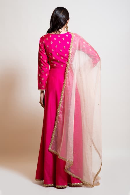 Shop Smriti By Anju Agarwal Fuchsia Silk, Dupatta Organza, Lining Taffeta Gota And Embroidered Anarkali With at Aza Fashions Shop_Smriti By Anju Agarwal_Fuchsia Silk, Dupatta Organza, Lining Taffeta Gota And Embroidered Anarkali With _at_Aza_Fashions
