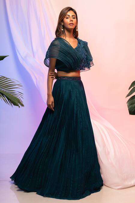 Smriti By Anju Agarwal_Blue Blouse- Crepe And Organza, Pallu - Organza, Skirt- Pleated Lehenga & Set _Online_at_Aza_Fashions