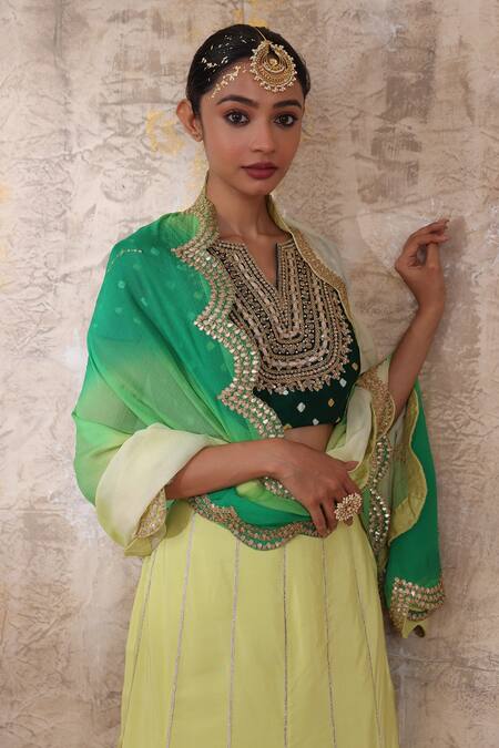 Buy_Smriti By Anju Agarwal_Green Blouse- Silk, Dupatta- Chinnon, Lehenga- Crepe Idhika Embroidered Set _Online_at_Aza_Fashions