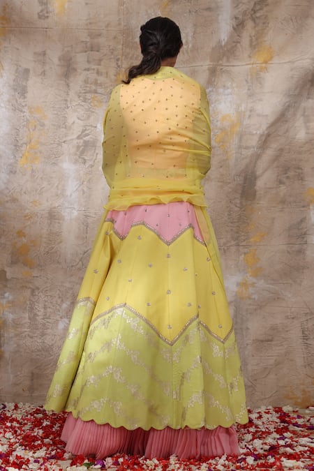 Shop Smriti By Anju Agarwal Pink Blouse And Lehenga- Silk, Dupatta- Organza Floral, Mya Embroidered Set at Aza Fashions Shop_Smriti By Anju Agarwal_Pink Blouse And Lehenga- Silk, Dupatta- Organza Floral, Mya Embroidered Set _at_Aza_Fashions