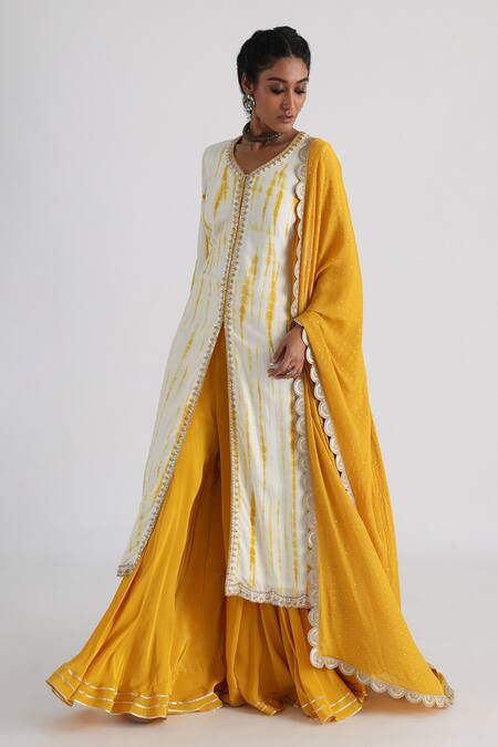 Smriti By Anju Agarwal_White Bamboo, Taffeta, Crepe, Chiffon Leheriya Pattern Kurta Sharara Set _Online_at_Aza_Fashions