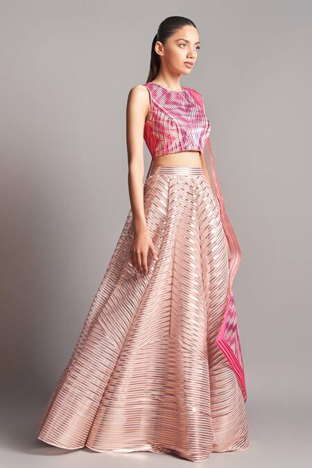 Amit Aggarwal_Pink Organza Round Metallic Chevron Bridal Lehenga Set  _Online_at_Aza_Fashions
