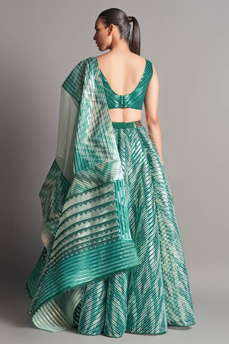 Shop Amit Aggarwal Green Silk Organza, Polymer Round Metallic Chevron Bridal Lehenga Set at Aza Fashions Shop_Amit Aggarwal_Green Silk Organza, Polymer Round Metallic Chevron Bridal Lehenga Set _at_Aza_Fashions