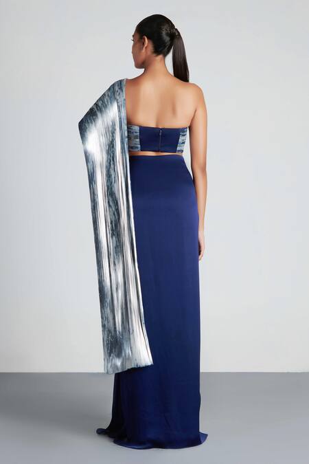 Shop Amit Aggarwal Blue Tulle, Chiffon Bandeau Structured Pre-draped Saree With Bustier at Aza Fashions Shop_Amit Aggarwal_Blue Tulle, Chiffon Bandeau Structured Pre-draped Saree With Bustier_at_Aza_Fashions