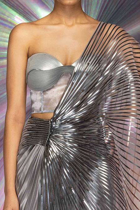 Amit Aggarwal_Silver Tulle, Jersey Stripes Sweetheart Metallic Ombre Winged Saree With Corset _at_Aza_Fashions