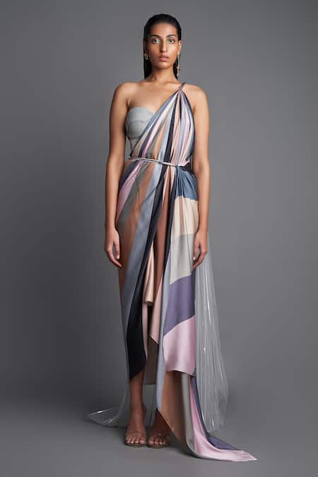 Amit Aggarwal_Grey Chiffon Sweetheart Neck Pre-draped Saree With Bustier_Online_at_Aza_Fashions