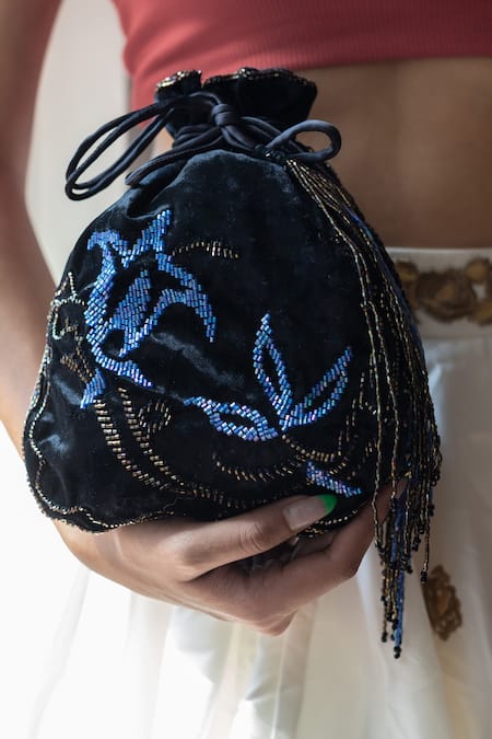 Aamli Embellished Black Silk Velvet Potli 