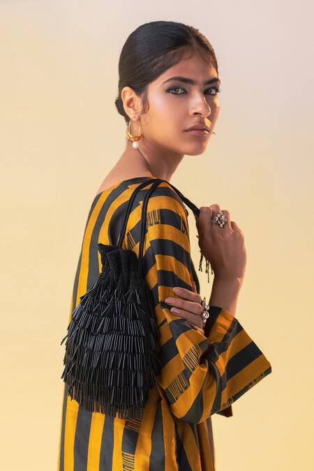 Aamli_Black Embellished Raavi Pipe Potli _Online_at_Aza_Fashions