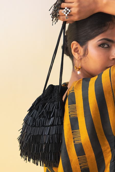 Buy_Aamli_Black Embellished Raavi Pipe Potli _Online_at_Aza_Fashions