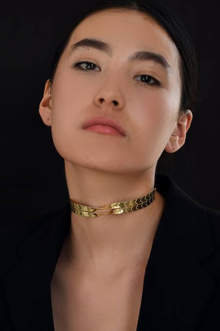 Buy_The Loom Art_Gold Plated Twisted Enamel Choker _Online_at_Aza_Fashions