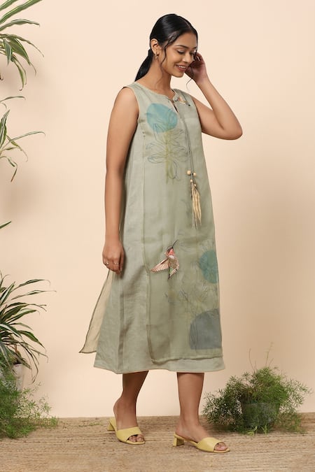 Kaveri_Green Linen Leaf Print And Thread Notched Midi Dress _Online_at_Aza_Fashions
