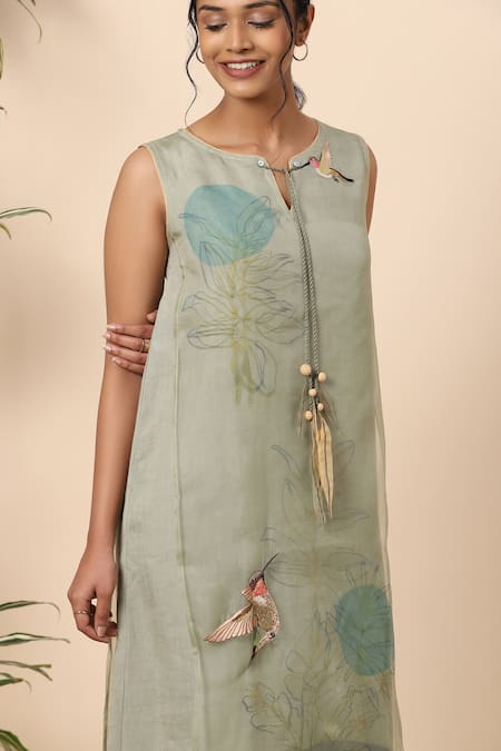 Shop_Kaveri_Green Linen Leaf Print And Thread Notched Midi Dress _Online_at_Aza_Fashions