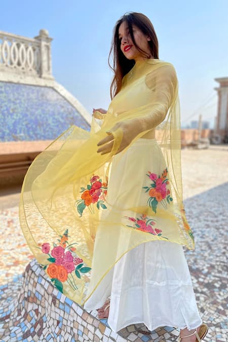 Anaya By Akruthi_Yellow Swiz Organza Hand Painted Dupatta_Online_at_Aza_Fashions