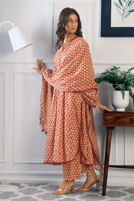 Shop Gulabo Jaipur Red Cotton Voile Round Abaya Block Print Kurta Set at Aza Fashions Shop_Gulabo Jaipur_Red Cotton Voile Round Abaya Block Print Kurta Set _at_Aza_Fashions