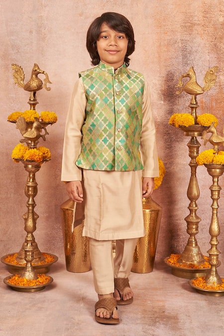 All Boy Couture Green Chanderi, , Satin Sequins Geometric Bundi Kurta Set 