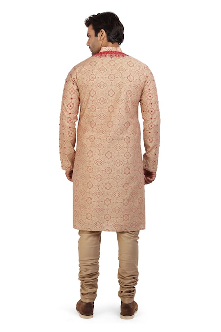 Nitesh Singh Chauhan_Beige Cotton Silk Bandhani Prints Kurta Set _Online_at_Aza_Fashions
