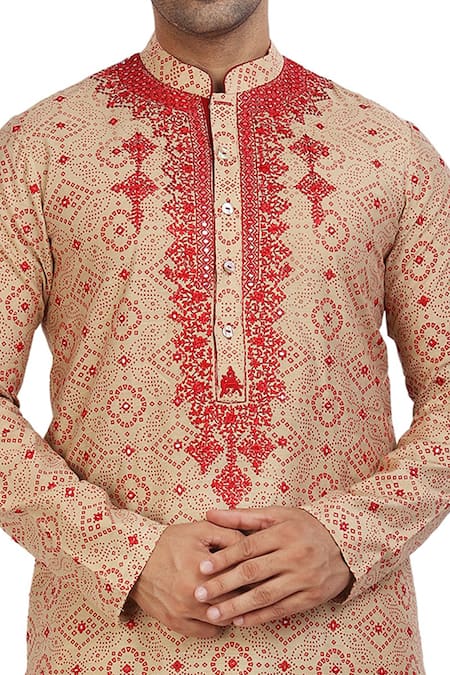 Nitesh Singh Chauhan_Beige Cotton Silk Bandhani Prints Kurta Set _at_Aza_Fashions