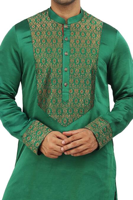 Nitesh Singh Chauhan_Green Linen Satin Asymmetric Kurta Set _at_Aza_Fashions