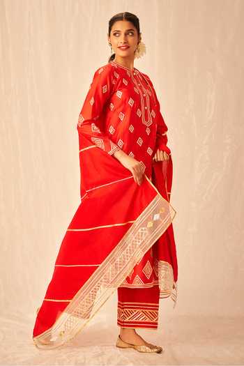 Buy Gulabo By Abu Sandeep Red Gota Work Chanderi Silk Kurta Online at Aza Fashions Buy_Gulabo By Abu Sandeep_Red Gota Work Chanderi Silk Kurta _Online_at_Aza_Fashions
