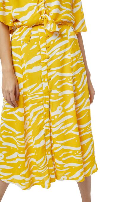 Shop_Ankita_Yellow Slub Satin V Neck Sally Printed Top And Skirt Set _Online_at_Aza_Fashions