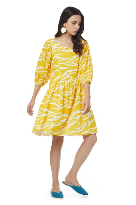Ankita_Yellow Cotton Round Jersey Animal Print Dress _Online_at_Aza_Fashions