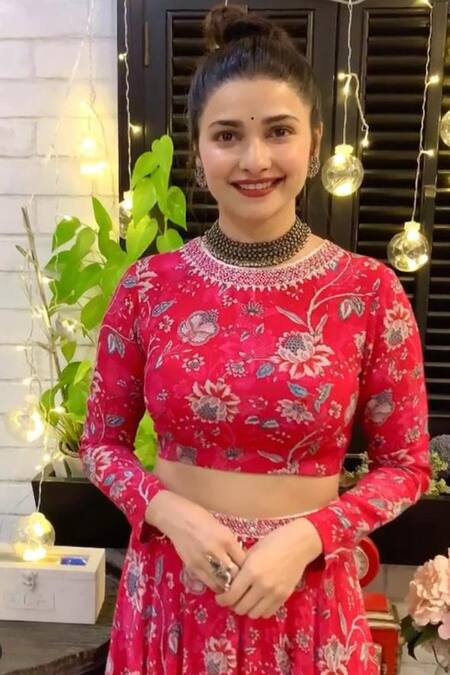 Shop Chhavvi Aggarwal Red Crepe Round Floral Print Lehenga Set Online at Aza Fashions Shop_Chhavvi Aggarwal_Red Crepe Round Floral Print Lehenga Set _Online_at_Aza_Fashions