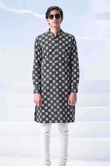 Arjan Dugal Black Linen Embroidered Kurta Set Online at Aza Fashions Arjan Dugal_Black Linen Embroidered Kurta Set _Online_at_Aza_Fashions