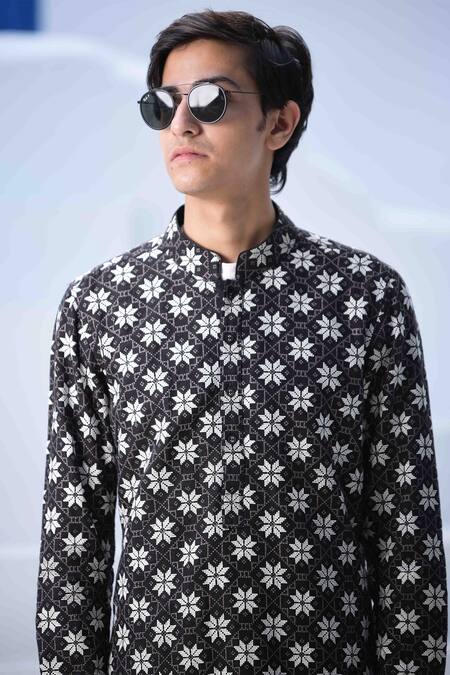 Shop Arjan Dugal Black Linen Embroidered Kurta Set Online at Aza Fashions Shop_Arjan Dugal_Black Linen Embroidered Kurta Set _Online_at_Aza_Fashions