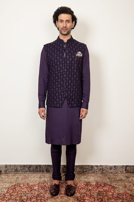 Arjan Dugal Chikankari Bundi & Kurta Set 