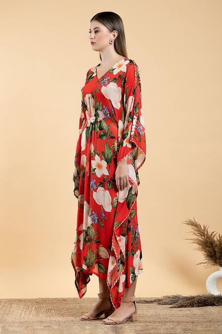 Divi By Sonal Khandelwal Red Bamboo V-neck Wild Rose Print Kaftan at Aza Fashions Divi By Sonal Khandelwal_Red Bamboo V-neck Wild Rose Print Kaftan _at_Aza_Fashions