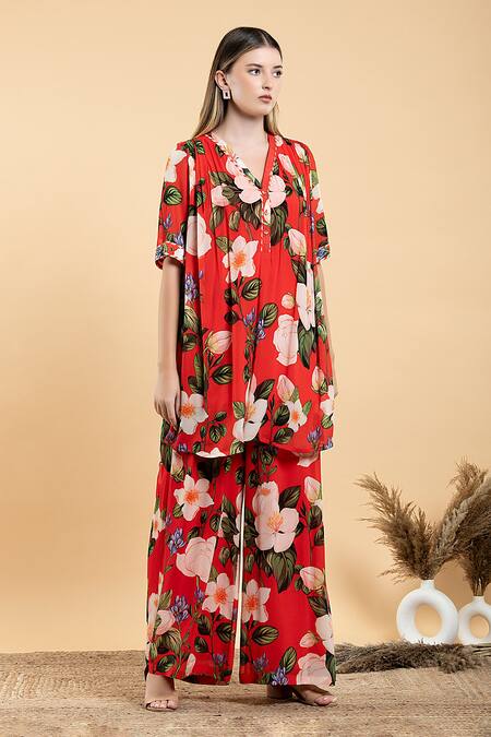 Buy_Divi By Sonal Khandelwal_Red Georgette, Bamboo, Viscose V-neck Floral Print Flared Kurta And Palazzo Set _Online_at_Aza_Fashions