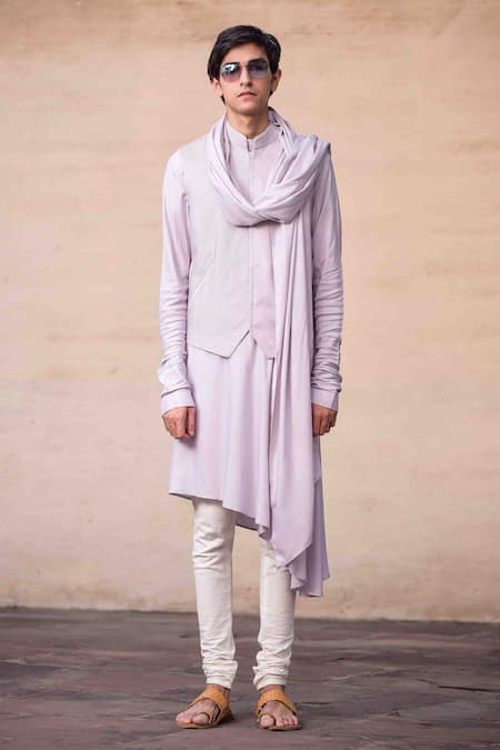 Arjan Dugal Pintuck Bundi & Kurta Set  