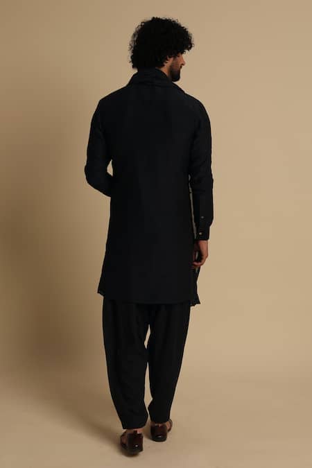 Arjan Dugal Jamdani Handwoven Crinkled Kurta Set