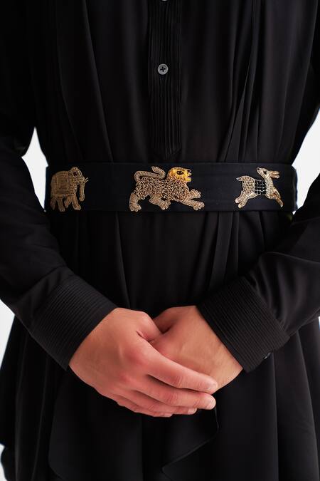 Buy_Agraj Jain_Black Cotton Viscose Zardozi Scarf Draped Kurta Set _Online_at_Aza_Fashions