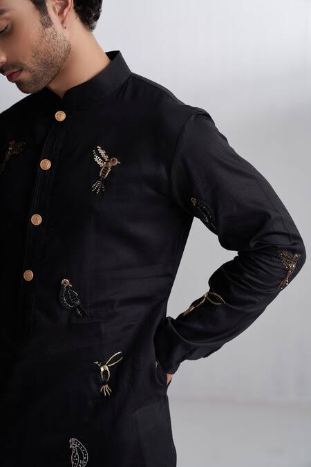 Agraj Jain_Black 100% Tencil Satin Zardozi Mughal Bird Embroidered Kurta And Pyjama Set _at_Aza_Fashions