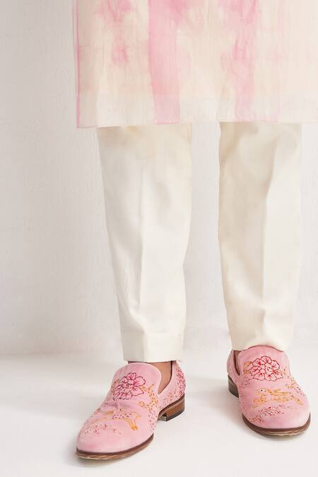 Buy_Agraj Jain_Pink 100and Tencil Satin Floral Embroidery Tie Dye Kurta & Pyjama Set _Online_at_Aza_Fashions