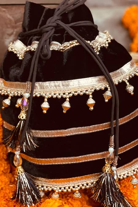 Shop Ajiesh Oberoi Black Embroidery Velvet Potli Bag at Aza Fashions Shop_Ajiesh Oberoi_Black Embroidery Velvet Potli Bag _at_Aza_Fashions