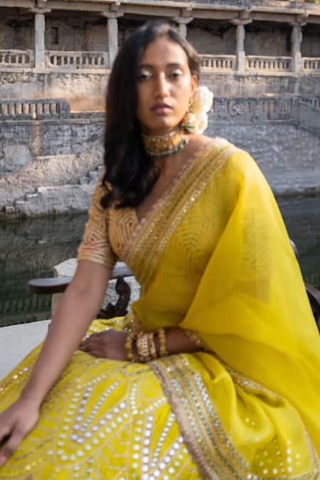 Archana Jaju_Yellow Dupatta Organza Gota, Mirror V Neck Work Bridal Lehenga Set_Online_at_Aza_Fashions