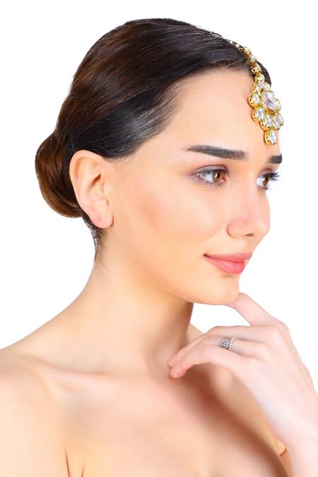 Aakarsha By Ajay_Gold Plated Kundan Stones Floral Motif Maangtikka _Online_at_Aza_Fashions