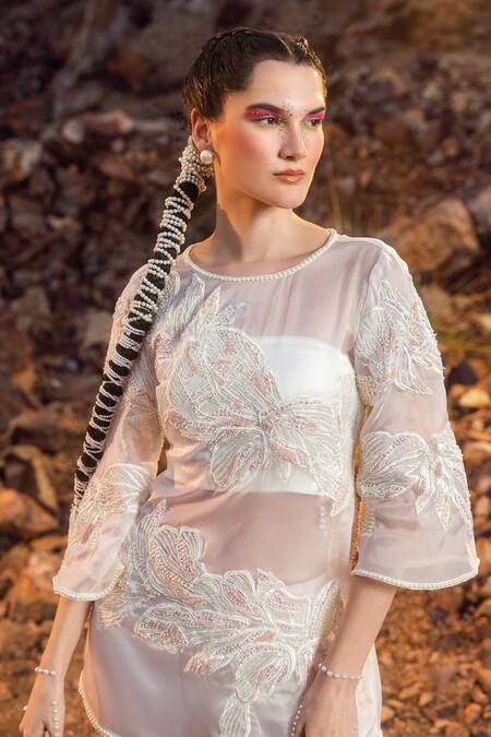 Buy Akanksha Mago White Cotton, Silk Pearls, Embroidery Round Neck Kurta And Pant Set Online at Aza Fashions Buy_Akanksha Mago_White Cotton, Silk Pearls, Embroidery Round Neck Kurta And Pant Set _Online_at_Aza_Fashions