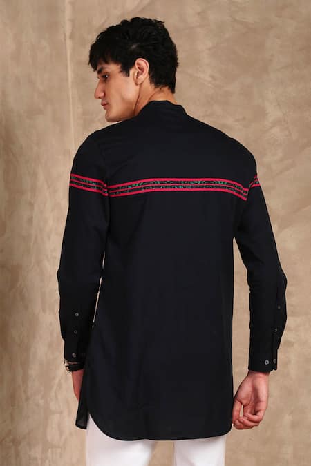 MR. Ajay Kumar Animal & Floral Digital Print Shirt 