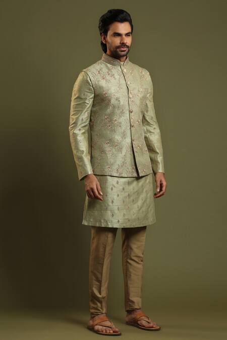 Kora By Nilesh Mitesh_Green Silk Blend Floral Embroidered Bundi And Kurta Set_Online_at_Aza_Fashions